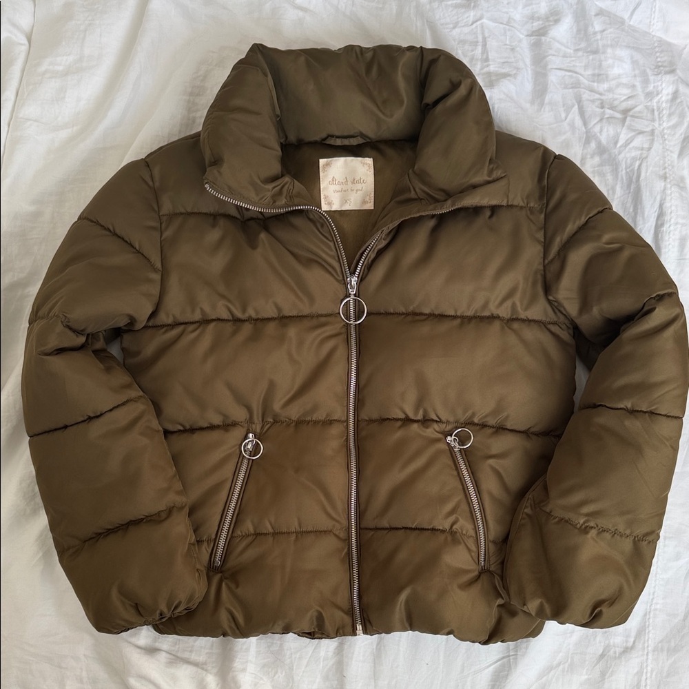 Altar’d State Olive Brown Cropped Puffer Jacket. XS